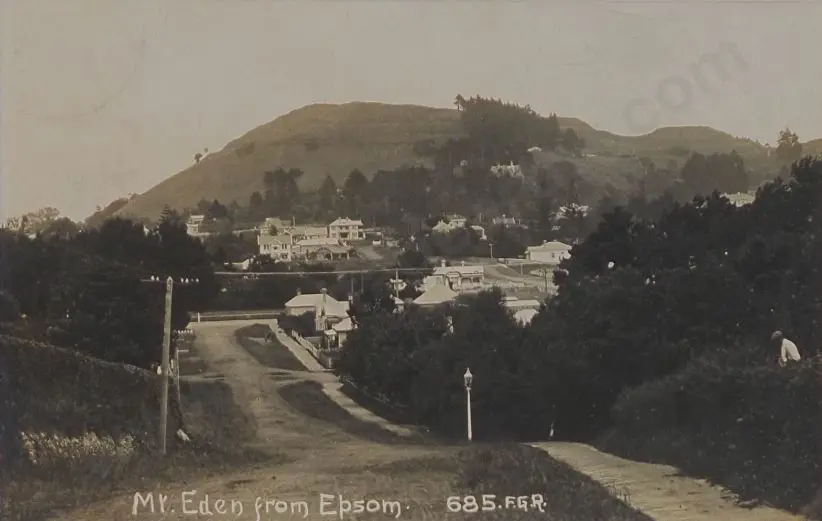 RADCLIFFE, Frederick George (1863-1923) - Mt Eden from Epsom, Auckland c. 1910 Image 1++