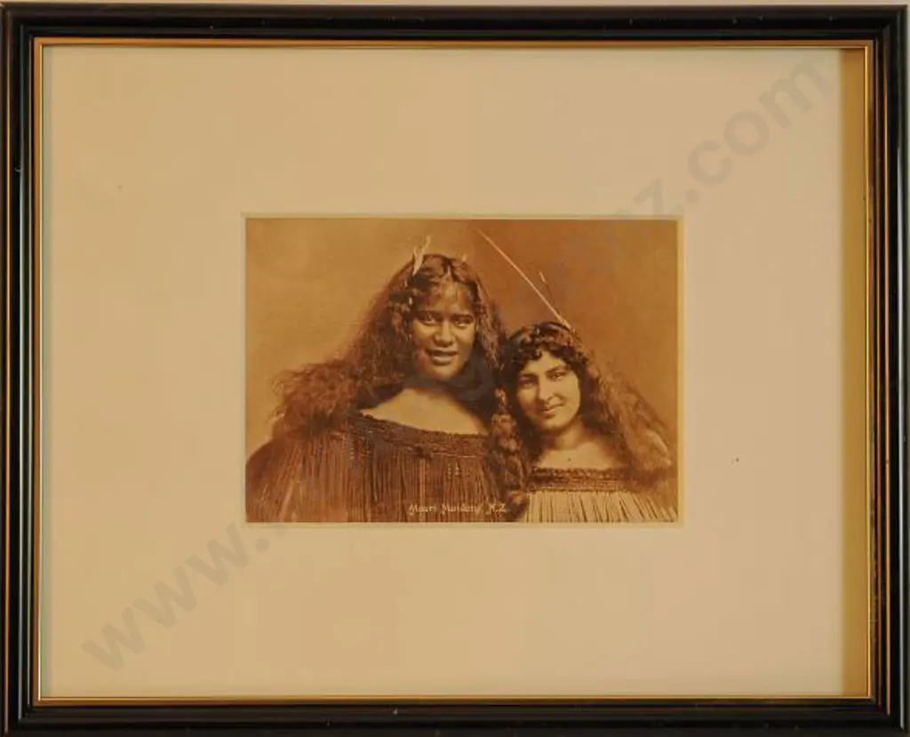 UNKNOWN Photographer - Maori Maidens, N.Z. Image 1++