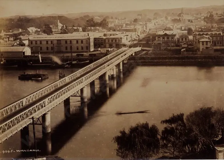 BURTON Brothers - Whanganui River Bridge c.1880 Image 1++