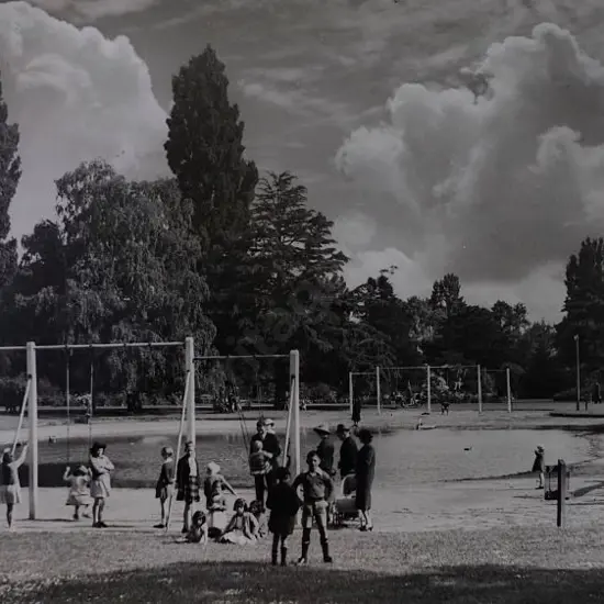BROWNE, Victor Carlyle (1900-1980) - Botanical Gardens, Christchurch with Paddling Pool, c.1950