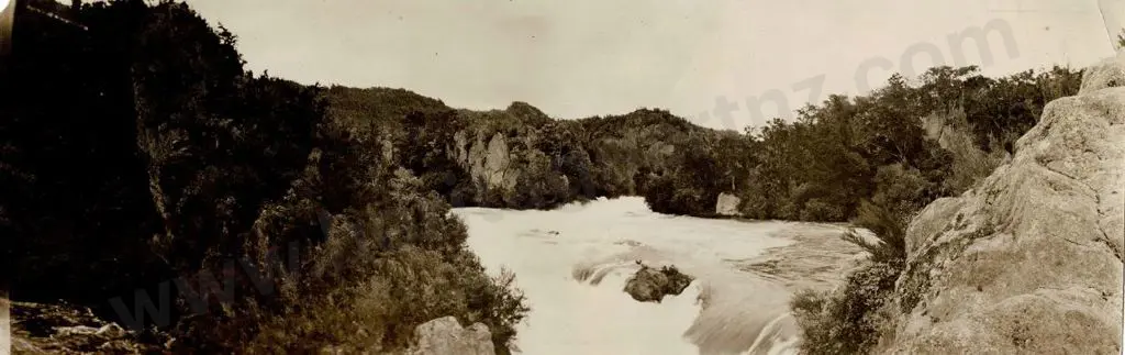 UNKNOWN - Waikato River below Huka Falls - Late 19th Century Image 1++