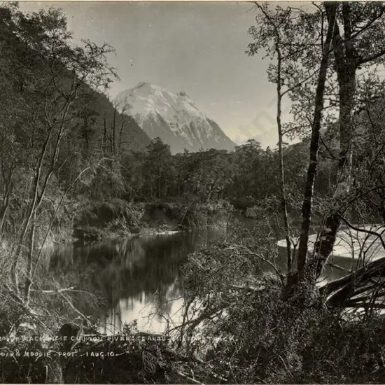 MUIR & MOODIE - Dunedin (1898-1916) - Mount MacKenzie, Clinton River, Lake Te Anau, 1910