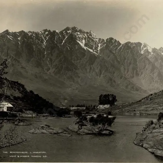 MUIR & MOODIE - Dunedin (1898-1916) - The Remarkables, Lake Wakatipu, c.1905