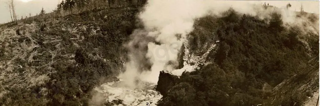 UNKNOWN - Taupo, Hot Pools, Late 19th Century Image 1++