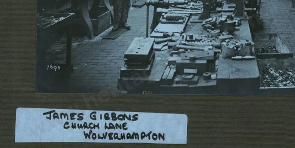 UNKNOWN - James Gibbons Munitions Factory UK - First World War (4 photos) Image 1++