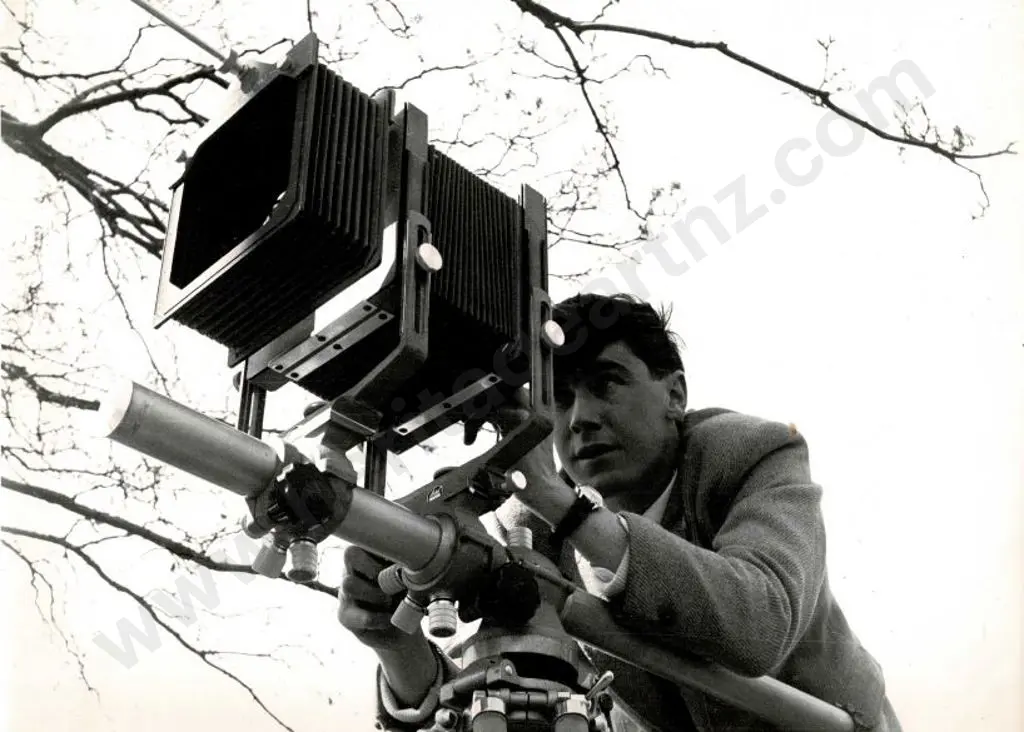 CASBOLT, Frederick Lennard (1896-1987) - Man Behind the Lens Image 1++