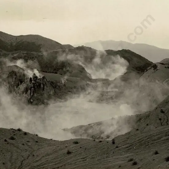 NZ GOVT PUBLICITY (Early 20th Cent.) - Steaming Lake, Rotorua Area, c.1910