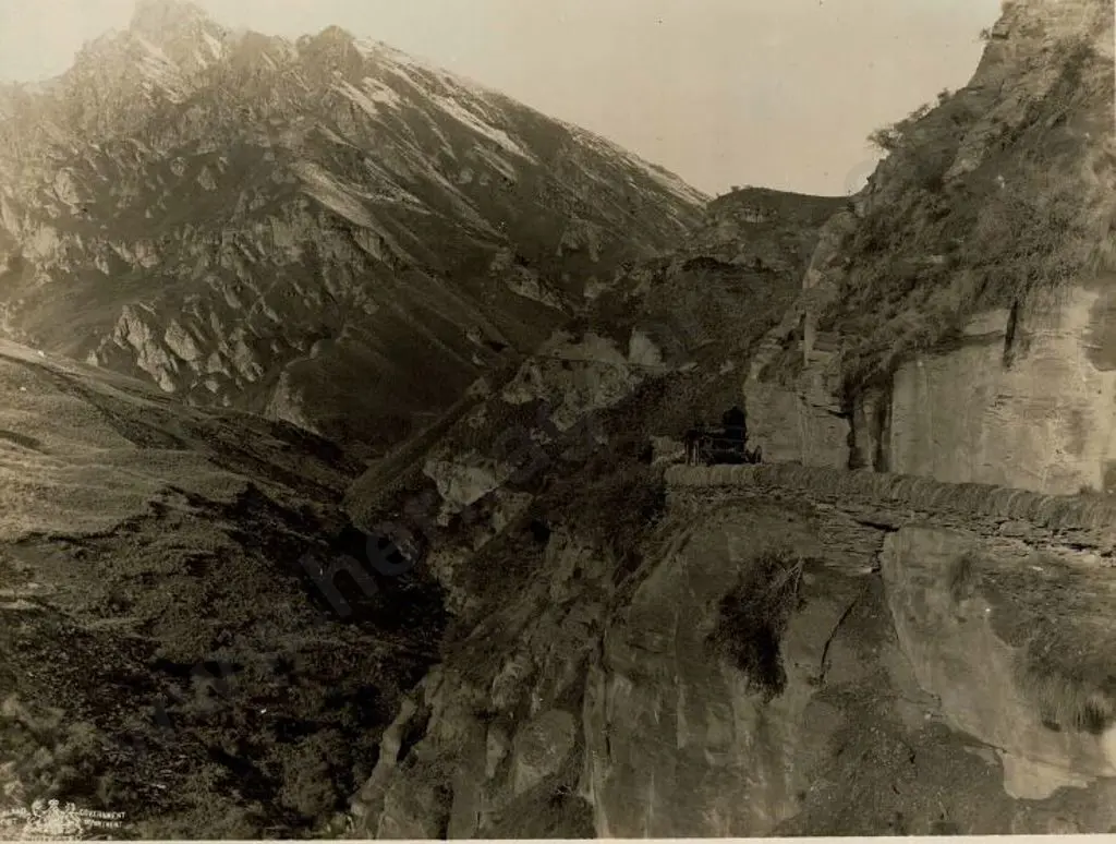 NZ GOVT PUBLICITY (Early 20th Cent.) - Skipper's Canyon (?) with Carriage, c.1910 Image 1++