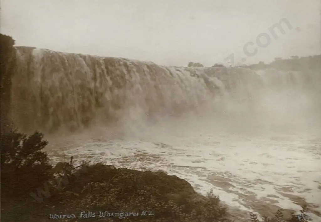 RADCLIFFE, Frederick George (1863-1923) - Wairua Falls, Whangarei, c.1900 Image 1++