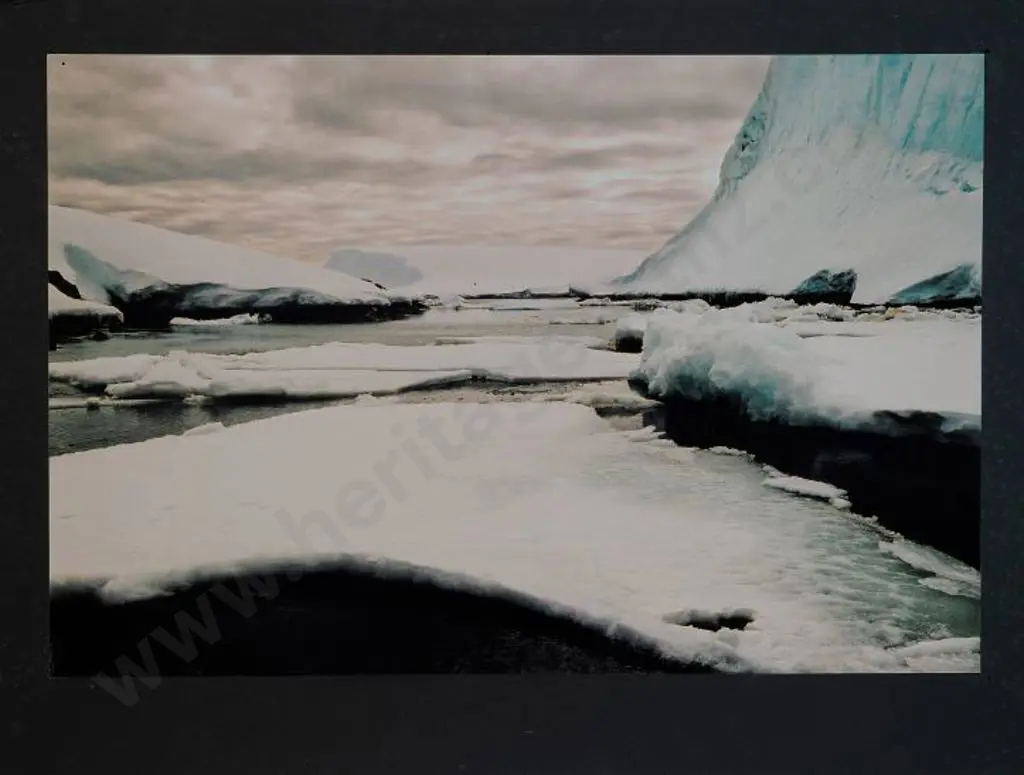 UNKNOWN Photographer - Glacial Vista Image 1++