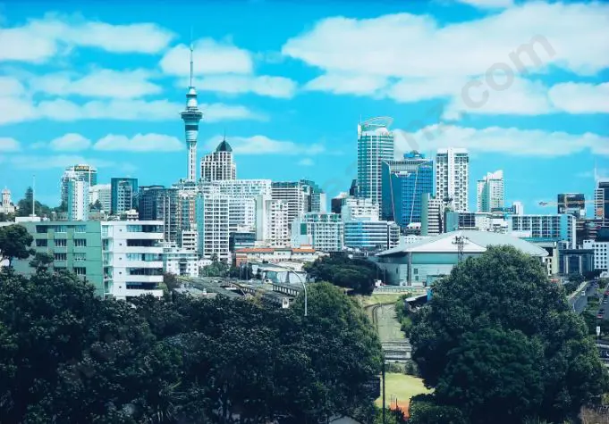 UNKNOWN Photographer - Auckland Central with Skytower Image 1++